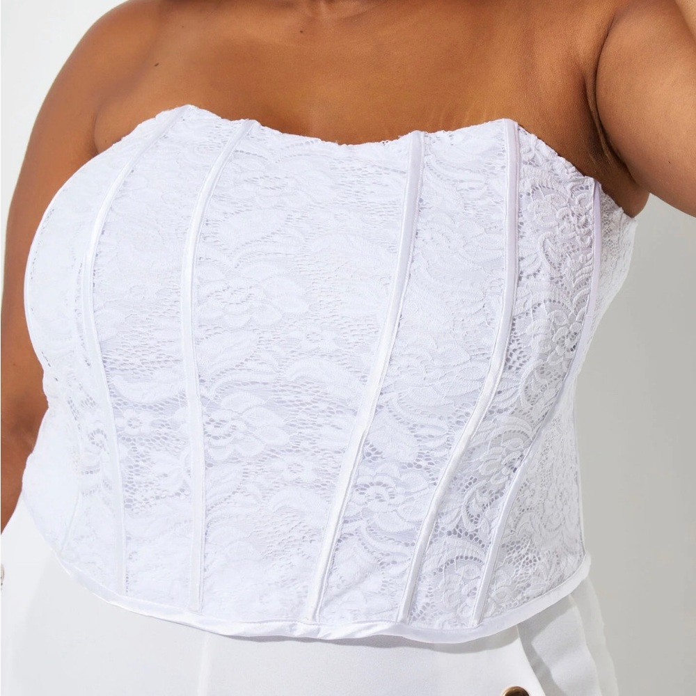Ashley Stewart Strapless Lace Bustier Top
NWT